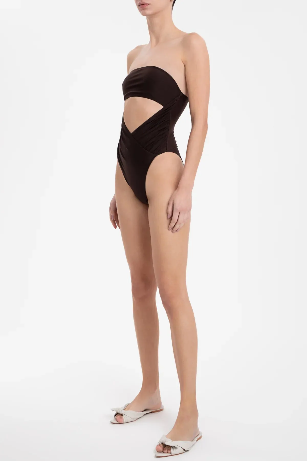 Arisaema Solid High-Leg Strapless Swimsuit