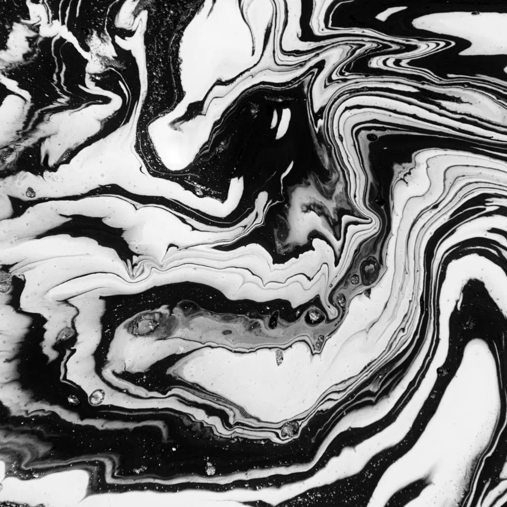 Black & White Swirl