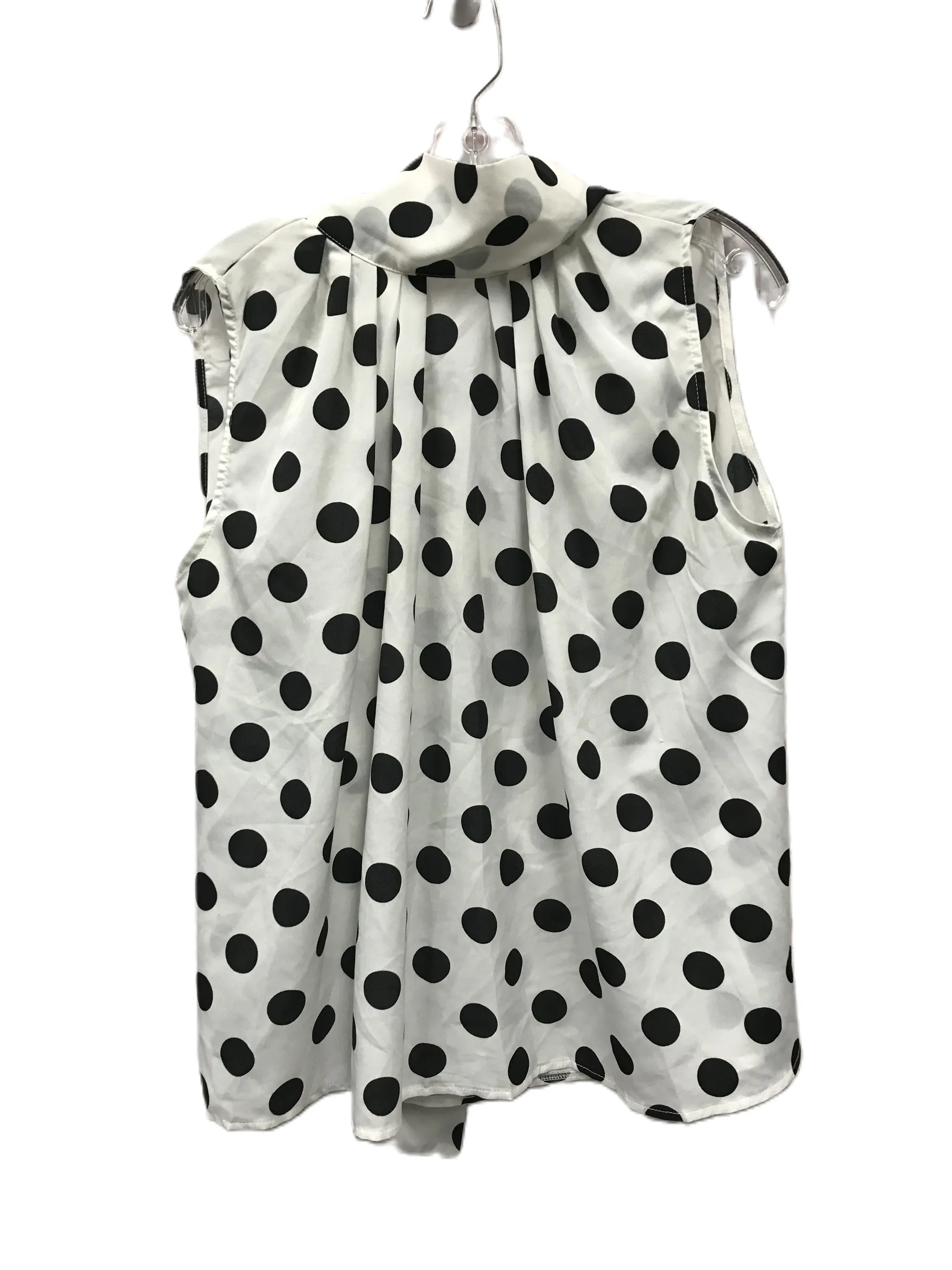 Black Top Sleeveless By polka dot , Size: 3x