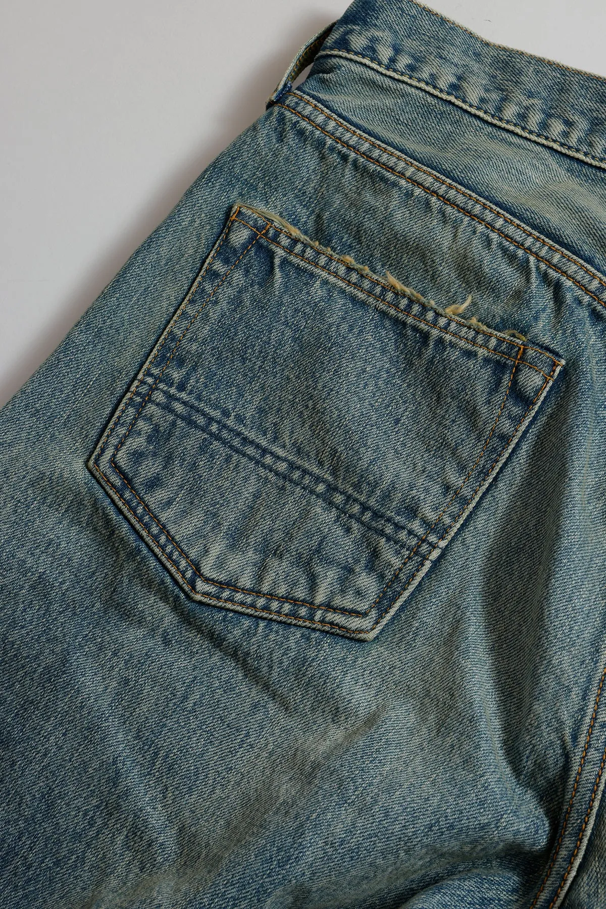 CLASSIC STRAIGHT DENIM CS118