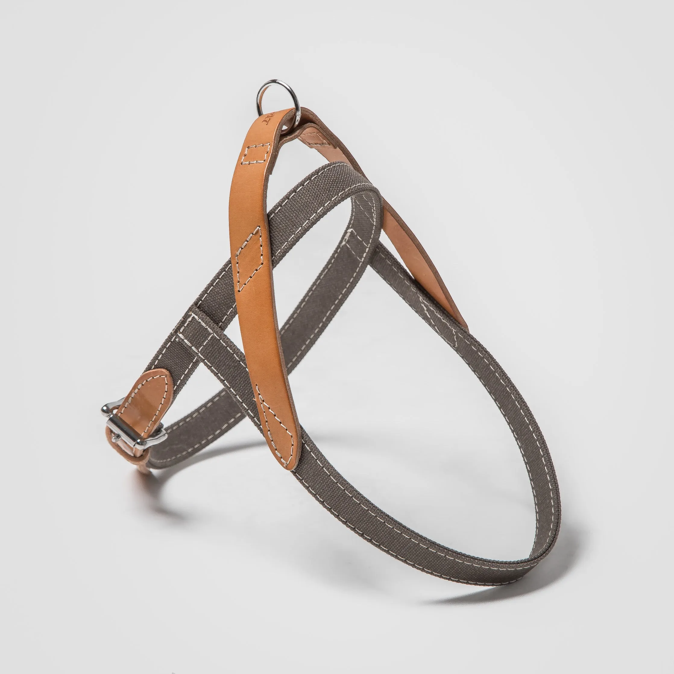 Cloud7: Tivoli Dog Harness in Canvas Leather, Greige