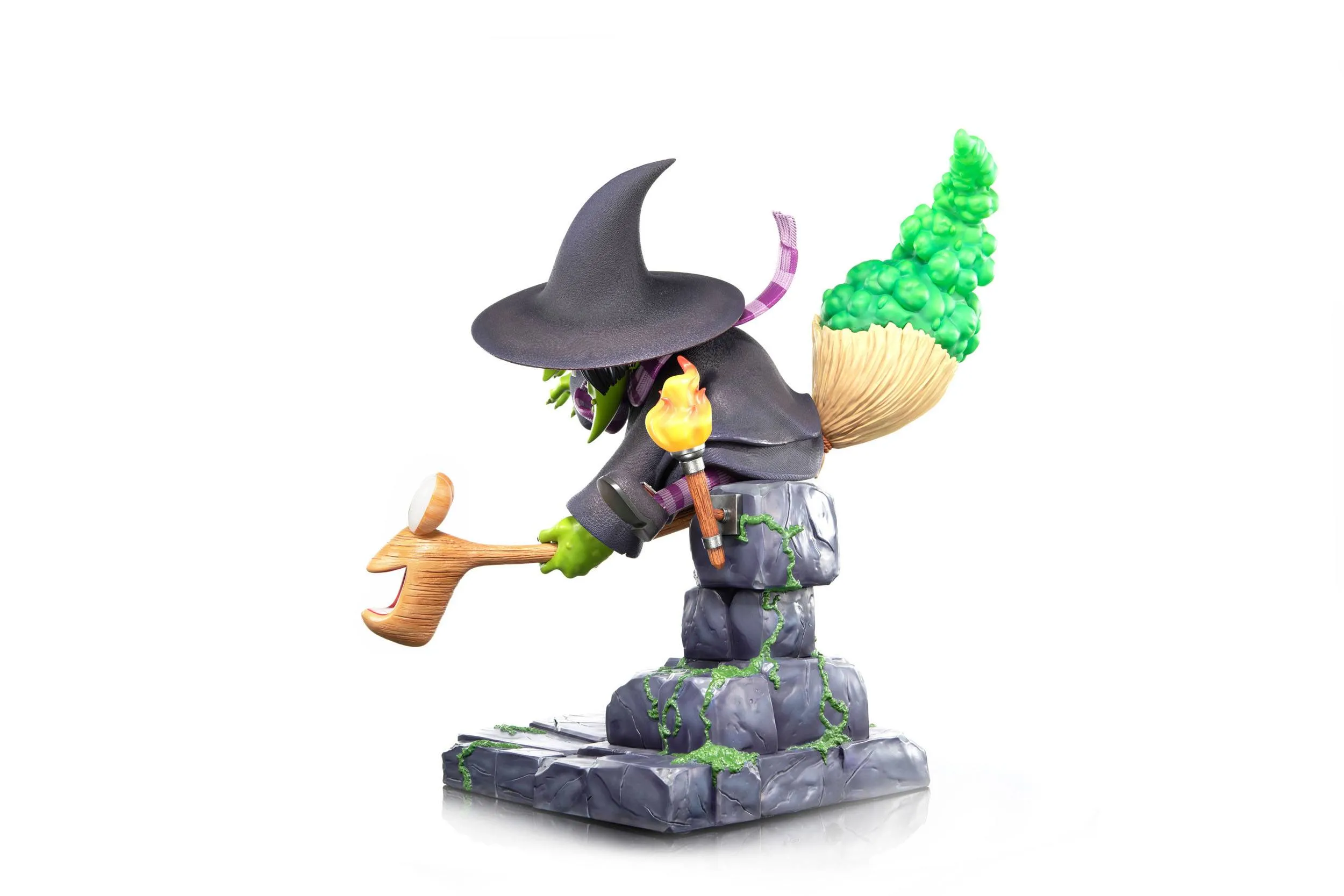 First 4 Figures Banjo-Kazooie Gruntilda Statue