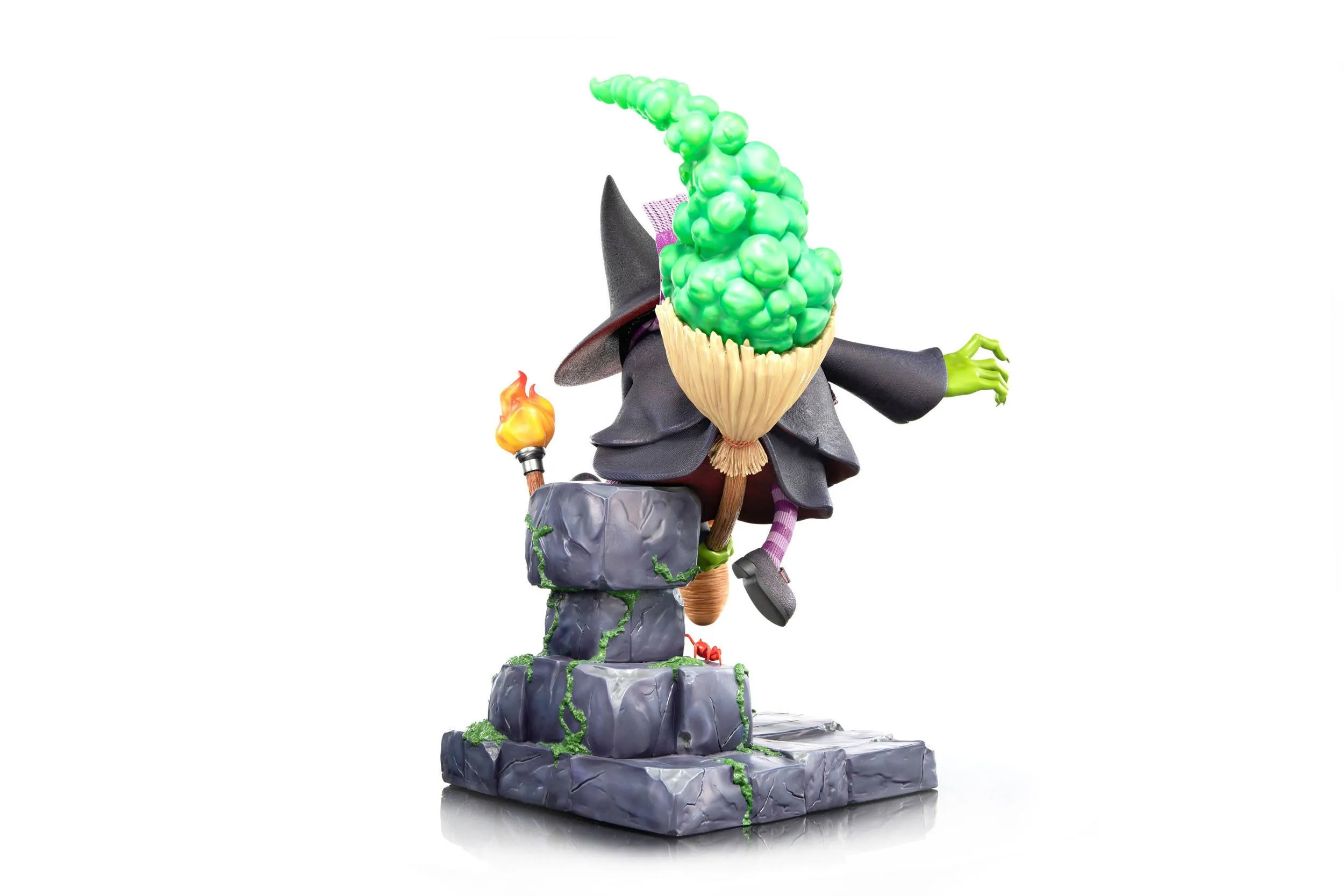 First 4 Figures Banjo-Kazooie Gruntilda Statue