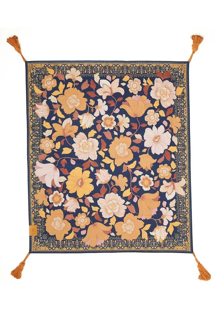 Grandé Fleur Picnic Rug - Nightshade