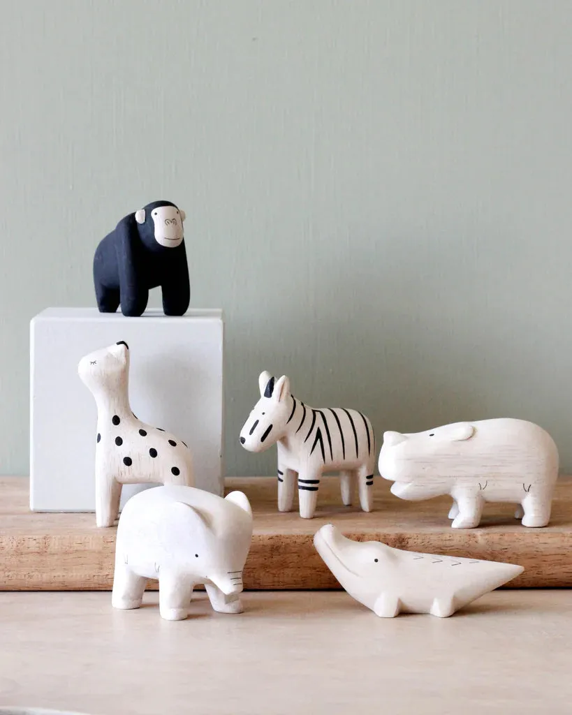 Handmade Tiny Wooden Safari Animals - Giraffe