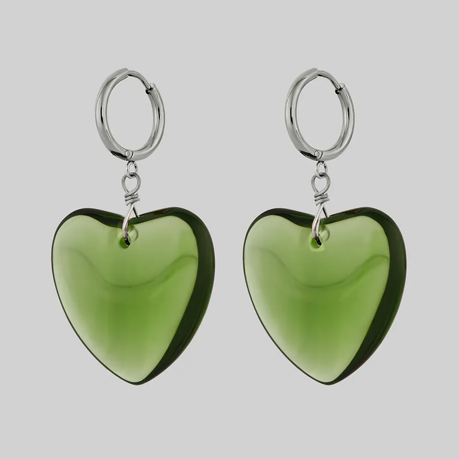 MINNA. Large Green Glass Heart Hoop Earrings - Silver