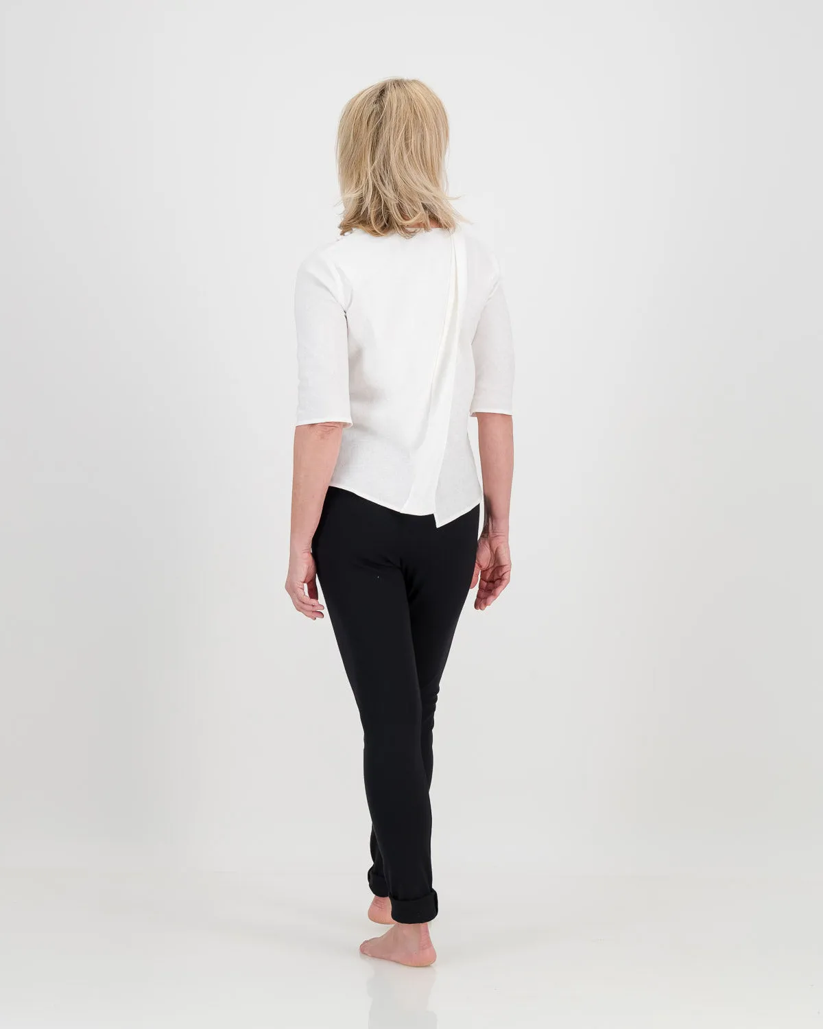 nolitha top with sleeve