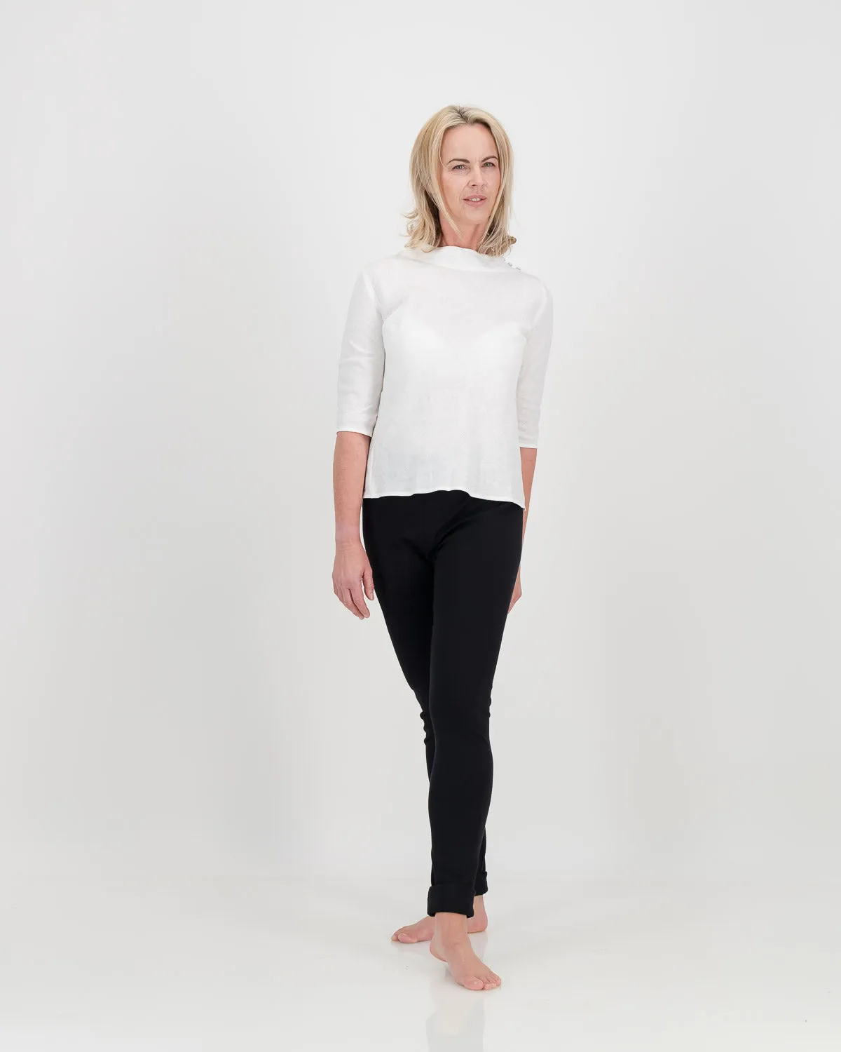 nolitha top with sleeve